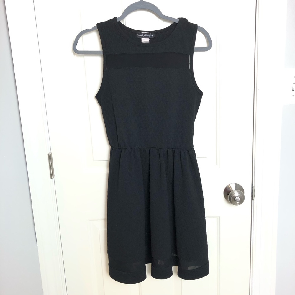 French Atmosphere Sleeveless Black Dress